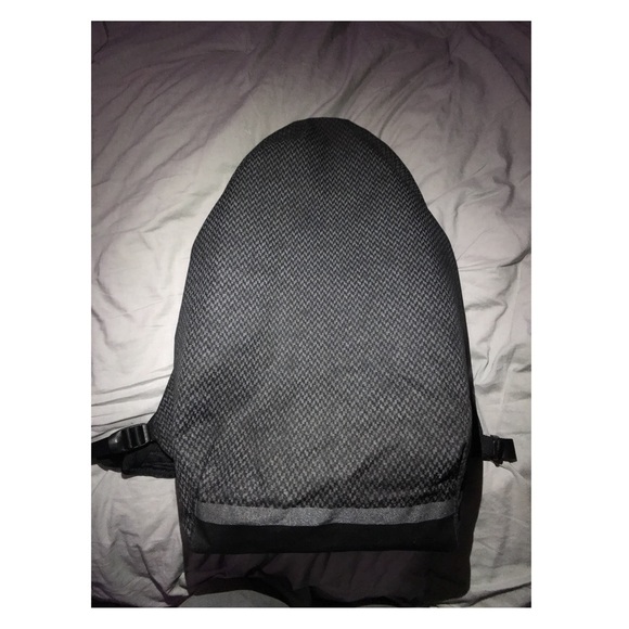 lululemon surge backpack